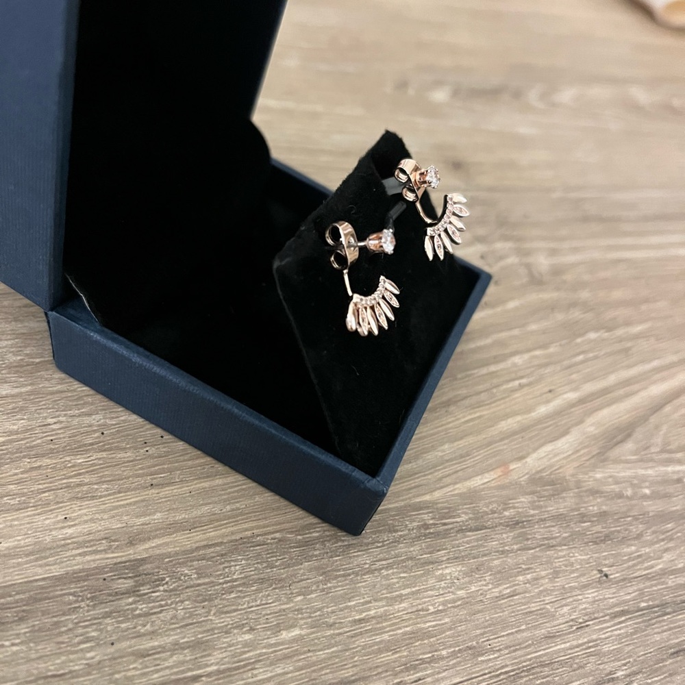 Rose Gold Stud Earrings with Flower Petal Backs - Picture 3 of 3